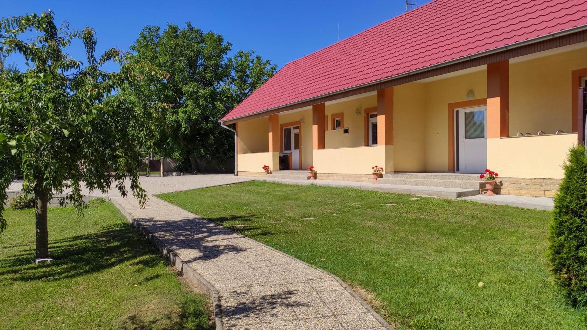 Ubytovanie Liska Radava Exterior foto